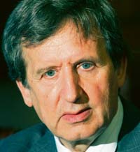 Продължаваме да губим историческо време