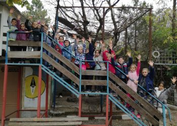 Снимката е участвала в III издание на Фотоконкурса на „Аз-буки“. Автор: Ясмин Буковска, ОУ „Виделина“ – с. Сейдол, обл. Разград