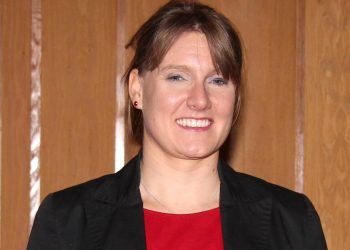 Сюзан Флокен, европейски директор на Европейския синдикален комитет по образование