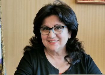 Светът е виртуална сцена