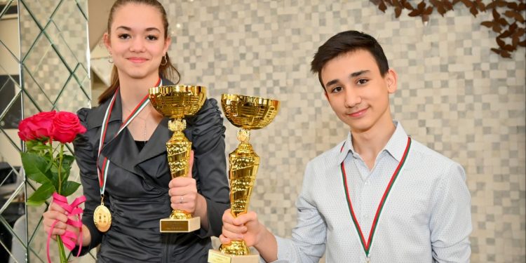 Млади надежди на шаха