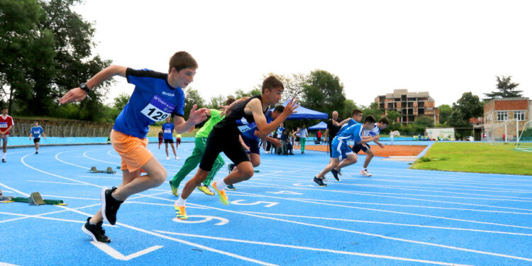 Бургаски триумф в леката атлетика