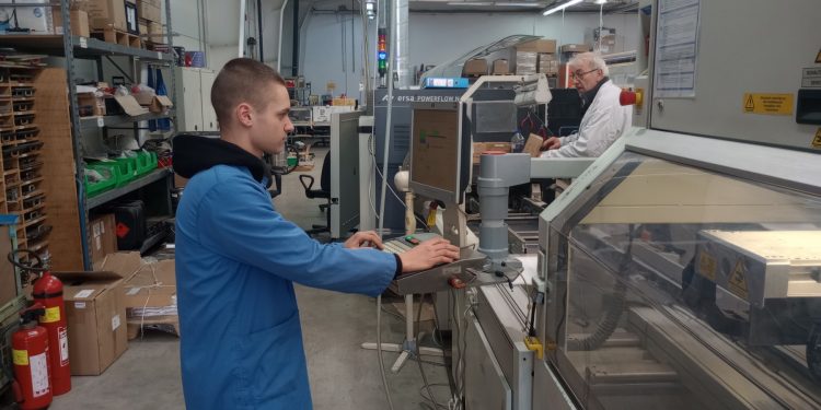 Бизнесът иска спешни промени в образованието