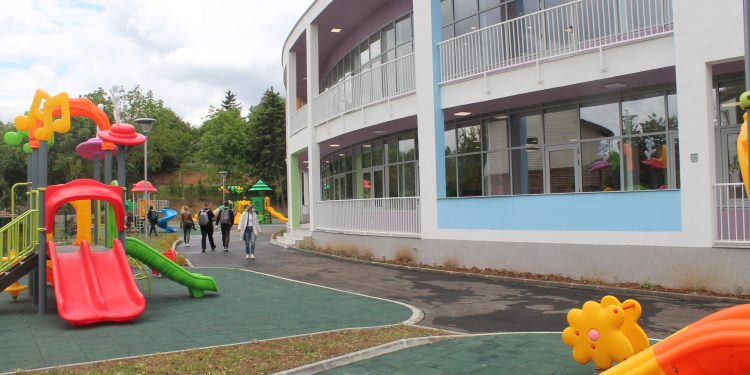 Подаваме онлайн документи за компенсации