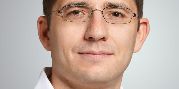 Български учен дари средства за таланти