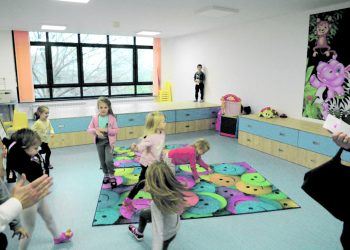 Снимка на деца от ДГ „Иглика“