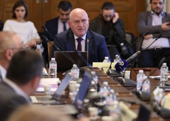 МОН обмисля връщане на учителите методисти