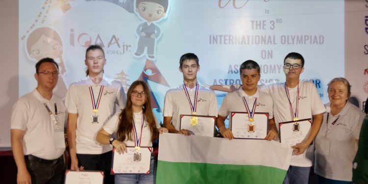 Българските ученици спечелиха 5 медала от Младежката международна олимпиада по астрономия и астрофизика