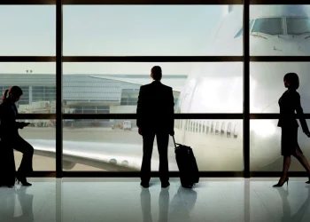 Колко далеч трябва да пътувате, за да получите командировъчни?