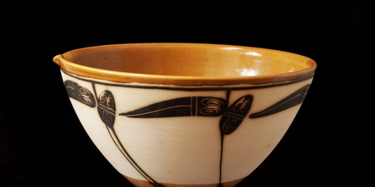 Керамиката е магия и любов: НУПИ в Троян подготвя юбилейна изложба