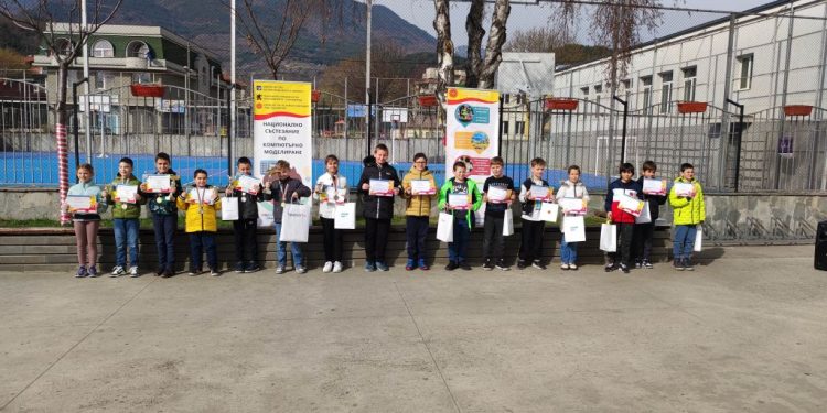 Все повече третокласници и четвъртокласници участват в Националното състезание по компютърно моделиране на Министерството на образованието и науката
