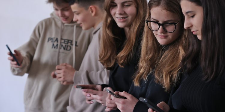 Мерки за пренастройване на образователната система