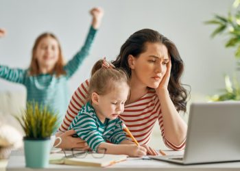 Предложение: Работа от вкъщи през лятото за родители на деца до 12 години