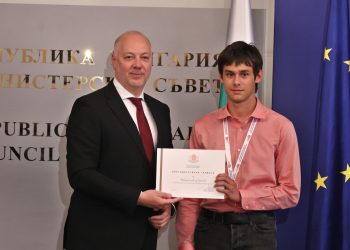 Шампионът в астрономията Светослав Арабов: Ръководителите ни подготвиха много добре