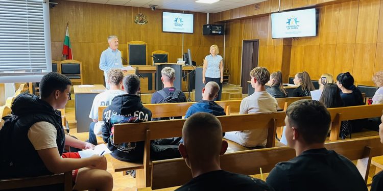 Урок по свобода в Окръжния съд – Кюстендил
