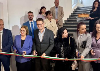 „С 200 млн. лева се модернизират и обновяват 32 студентски общежития в страната“, заяви министърът на образованието и науката Красимир Вълчев при откриване на реновираното студентско общежитие „Чайка 1“ в Пловдив