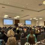 Рамка за качество и инструмент за самооценка са приложени пилотно в 20 детски градини от четири общини в страната – Троян, Пловдив, Враца и в столичния район „Слатина“. Това каза Ваня Георгиева – началник на отдел „Организиране, планиране и отчитане“ в дирекция „Съдържание на предучилищното и училищното образование“ в МОН, по време на IV национална среща на предучилищното образование в Правец