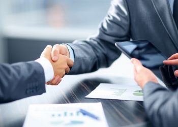 Може ли работодателят да отпусне заем на работник или служител?